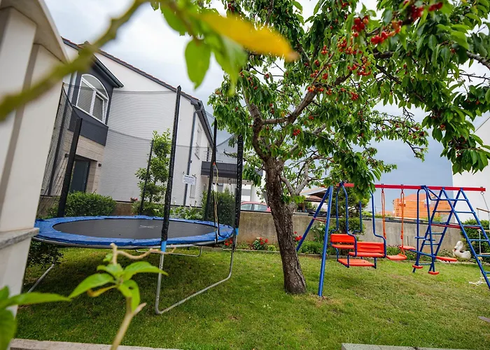 Apartman Kozina 3 * Задар