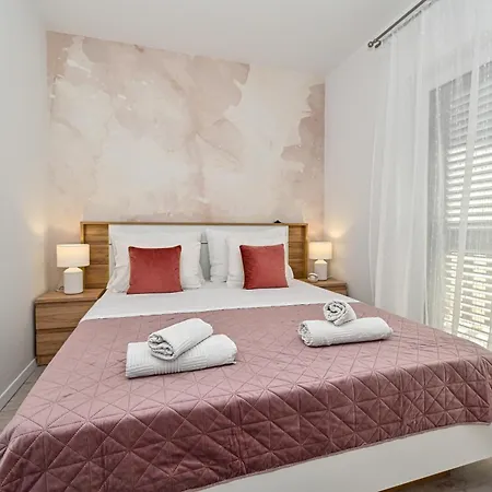 Kozina Apartman *
